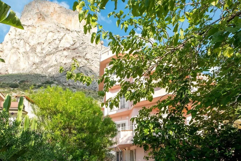 Lägenhet Sferracavallo Beach - Garden Villa Palermo